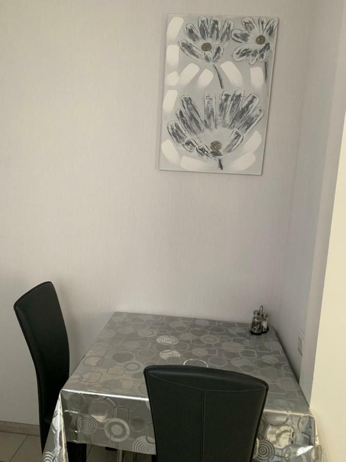 Apartments On Priportovaya,35 Çerkassi Dış mekan fotoğraf
